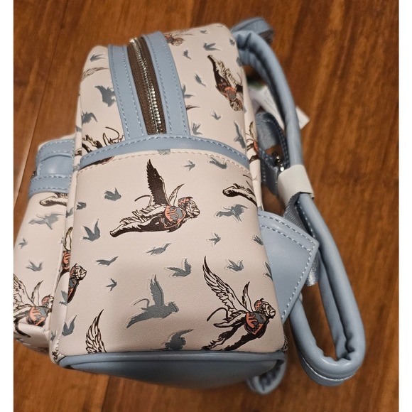 Loungefly Exclusive. EIGHT3FIVE Wizard Of Oz Flying Monkey Mini Backpack - Picture 6 of 9